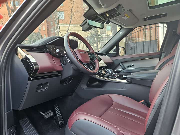 Zdjęcie 6 - Land Rover Range Rover Sport