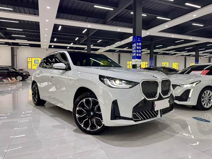 BMW X3 2025 2025款 xDrive30L 领先型 M运动曜夜套装