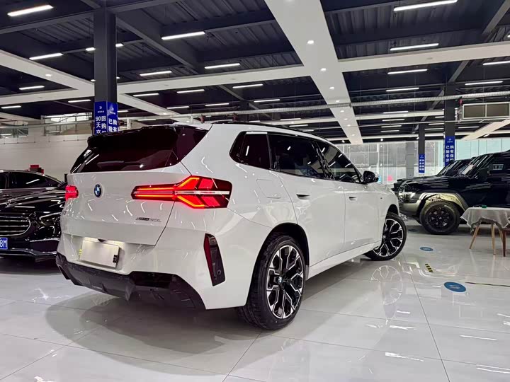 BMW X3 2025 2025款 xDrive30L 领先型 M运动曜夜套装