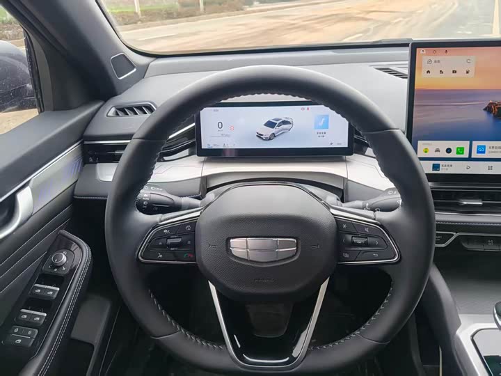 Zdjęcie 7 - Geely Preface