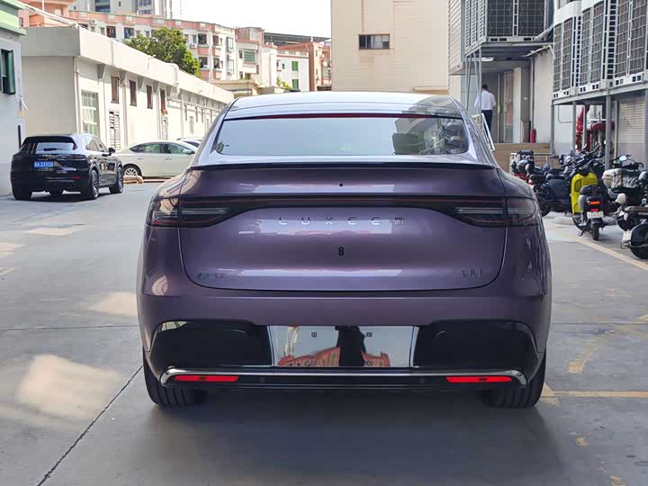 Фото 5 - Luxeed R7