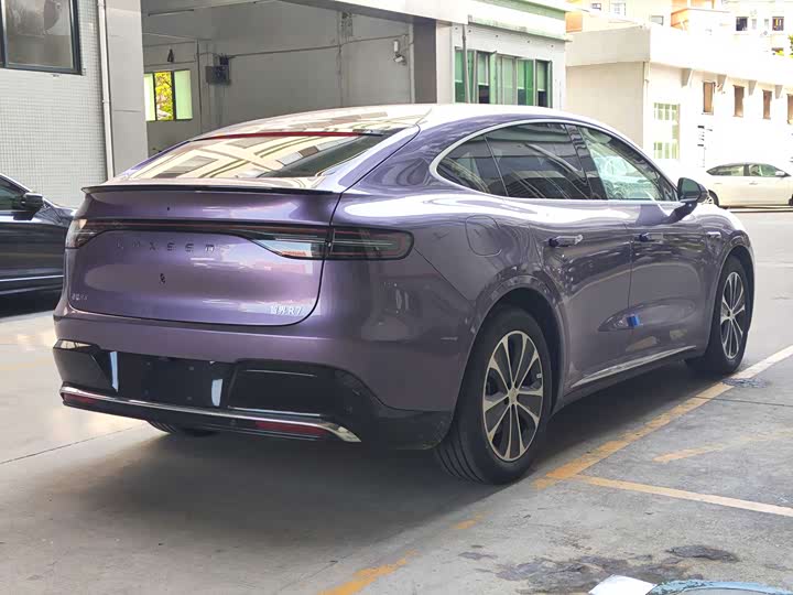 Фото 6 - Luxeed R7