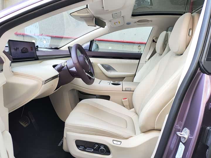 Фото 7 - Luxeed R7