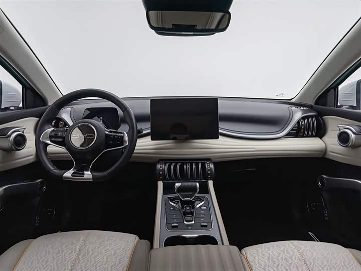 Photo 5 - BYD Yuan Plus