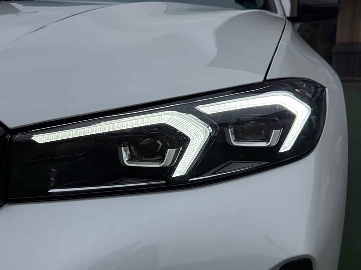 BMW 3 Series 2025 2025款 330Li M运动曜夜套装