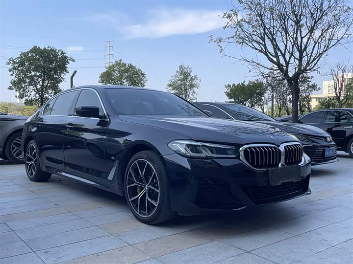 Фото 3 - BMW 5 Series