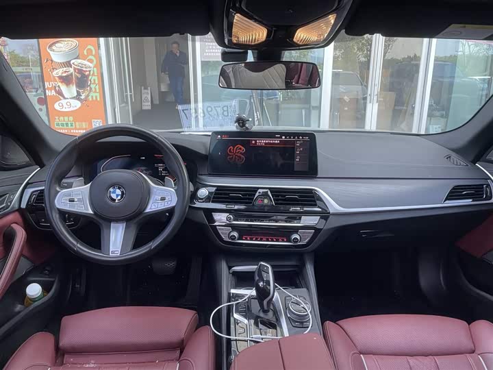 Фото 5 - BMW 5 Series