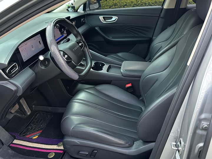 Фото 6 - Roewe D7