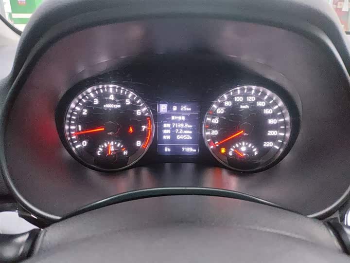 Kia KX1 2021 2021款 1.4L CVT趣享天窗款