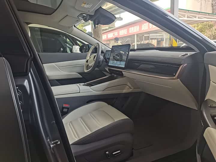 Фото 4 - Dongfeng Yipai eπ 007