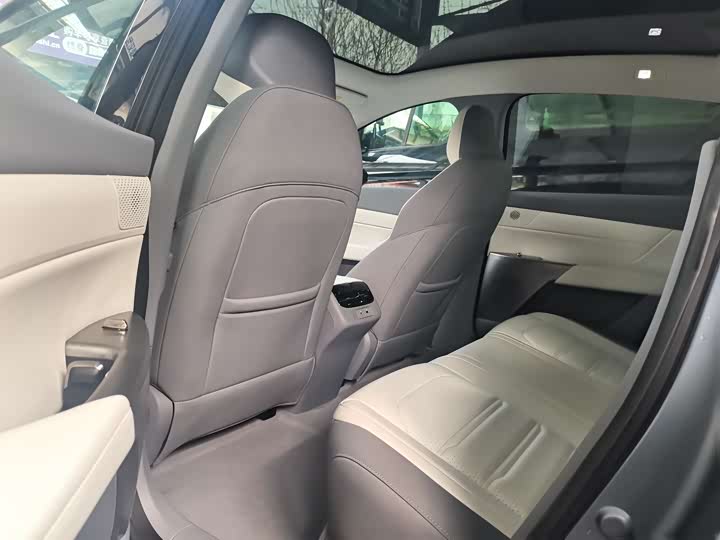 Фото 6 - Dongfeng Yipai eπ 007
