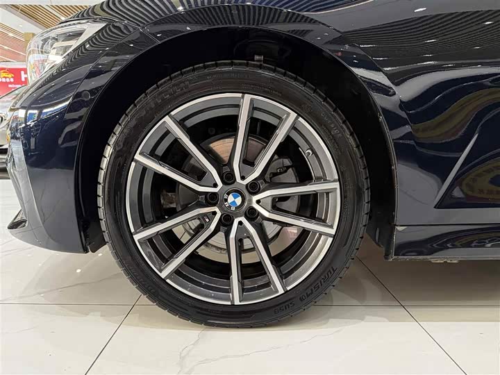 Zdjęcie 9 - BMW 3 Series