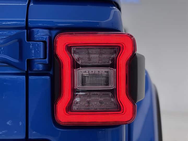 صورة 9 - Jeep Wrangler