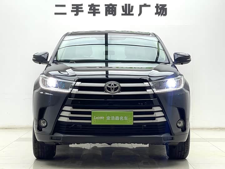Фото 2 - Toyota Highlander
