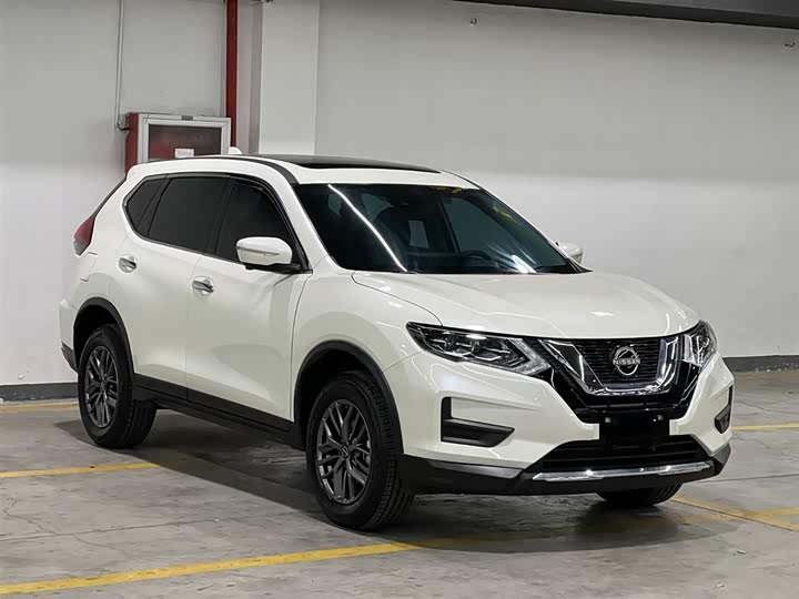 Nissan X-Trail 2025 2025款 荣誉 2.0L 两驱领先版