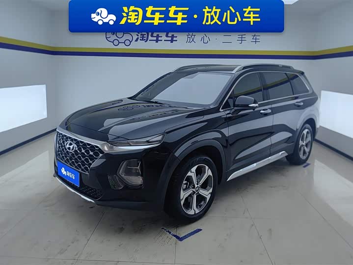 Фото 1 - Hyundai Santa Fe