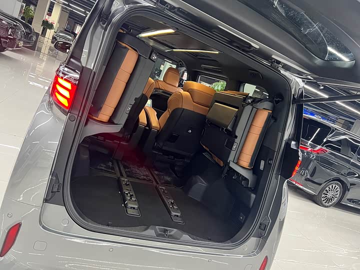 Toyota Alphard 2024 2024款 双擎 2.5L 臻享版