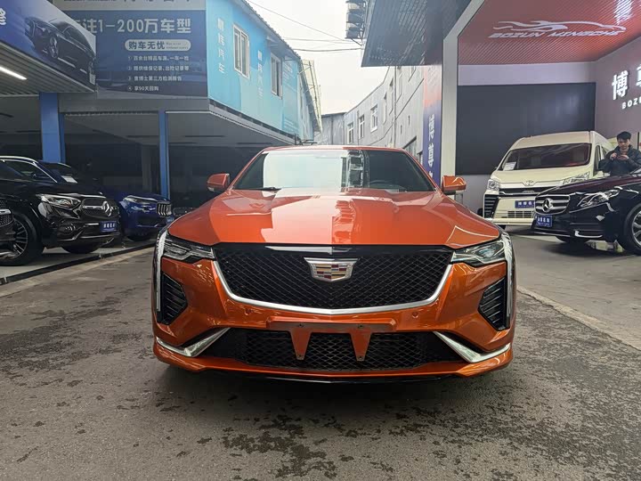 2023 Cadillac CT4