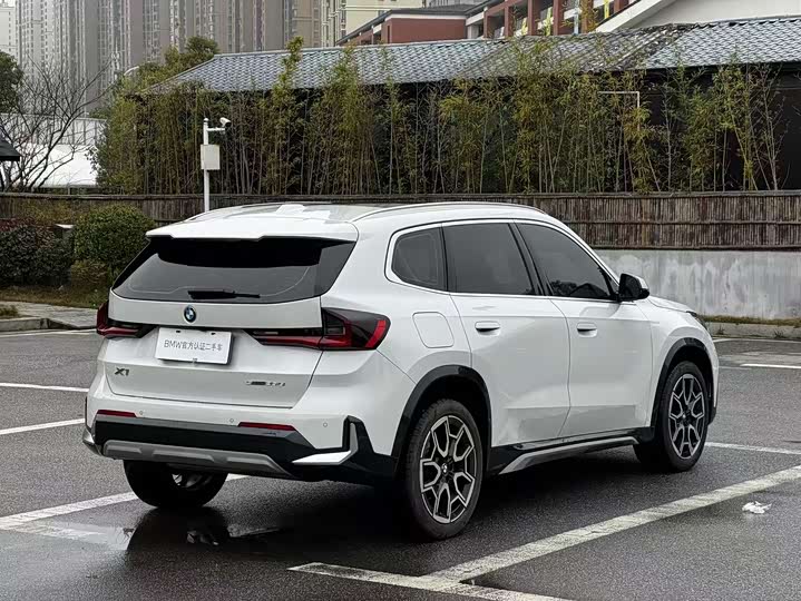 Фото 7 - BMW X1