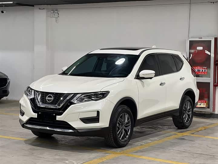 Nissan X-Trail 2025 2025款 荣誉 2.0L 两驱领先版