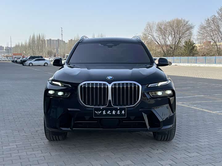 Фото 4 - BMW X7