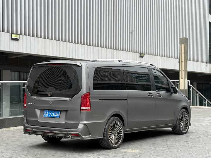 Mercedes-Benz V-Class 2022 2022款 V 260 领航版