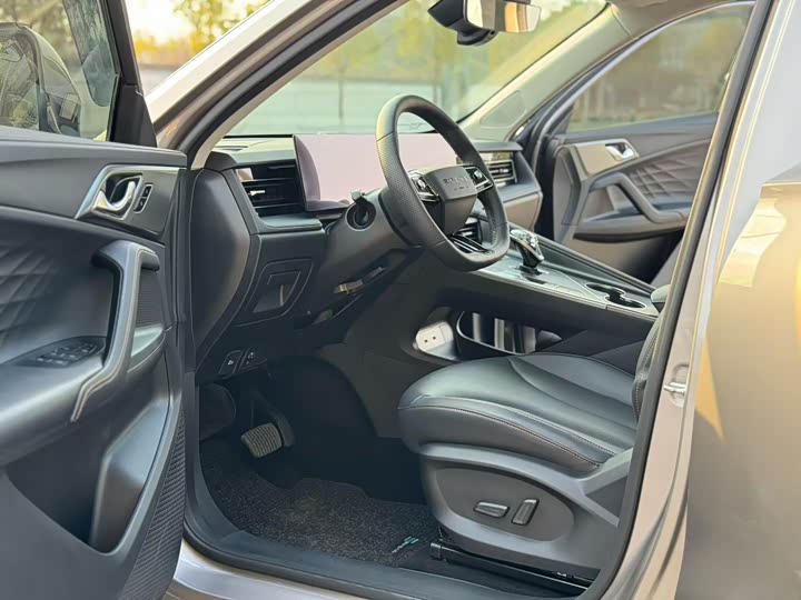 Фото 4 - Roewe RX5