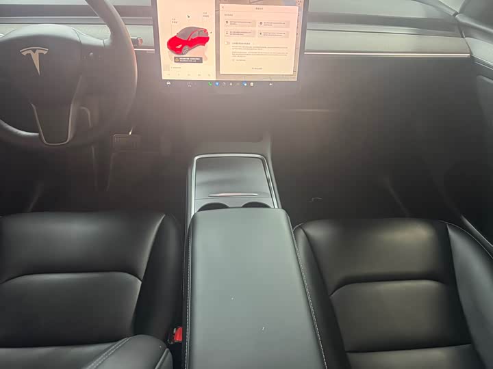 Photo 6 - Tesla Model Y