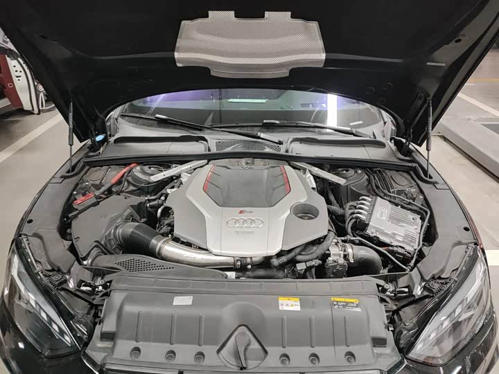 Фото 9 - Audi RS 5