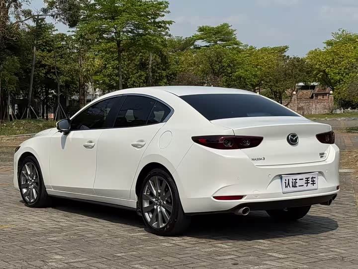 Фото 7 - Mazda 3 (Axela)