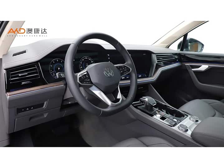Photo 6 - Volkswagen Touareg