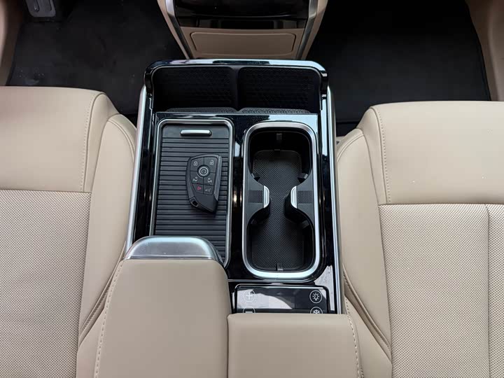 Buick GL8 Hybrid 2025 2025款 陆尚 尊享版