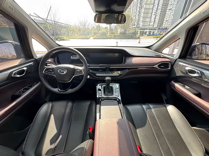 GAC Trumpchi M6 2023 2023款 PRO 270T DCT豪华版