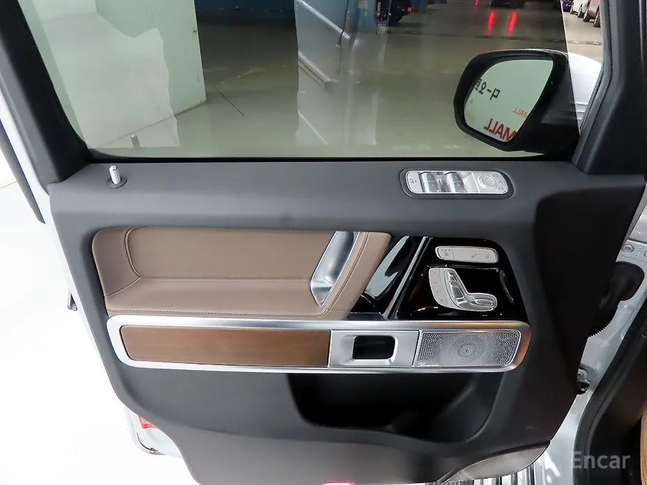 Mercedes-Benz G-Class 2024 G450d