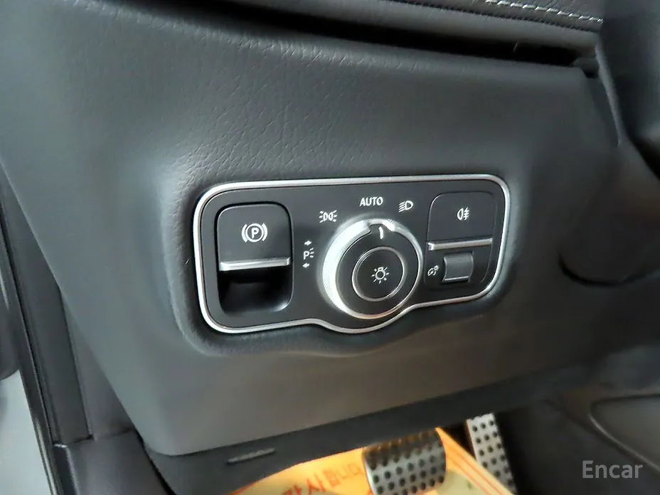 Mercedes-Benz G-Class 2024 G450d