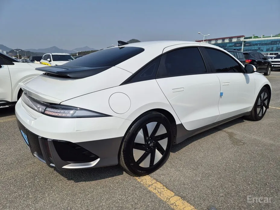 Hyundai Ioniq 6 2022 Standard