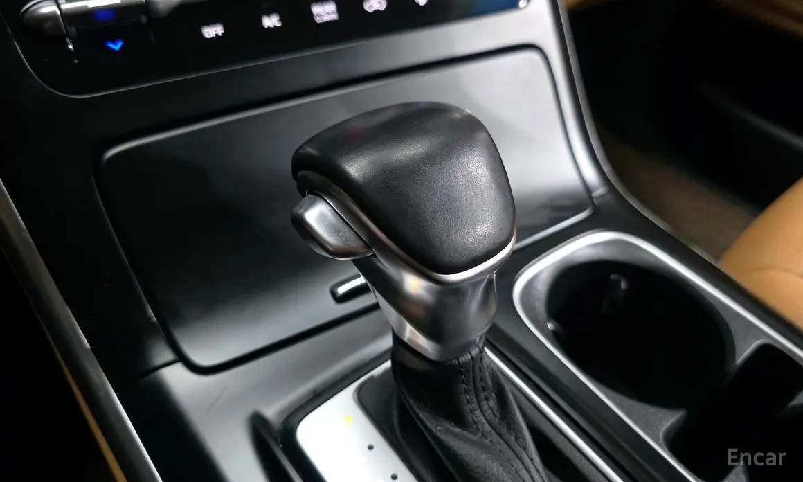 Фото 9 - Kia Carnival