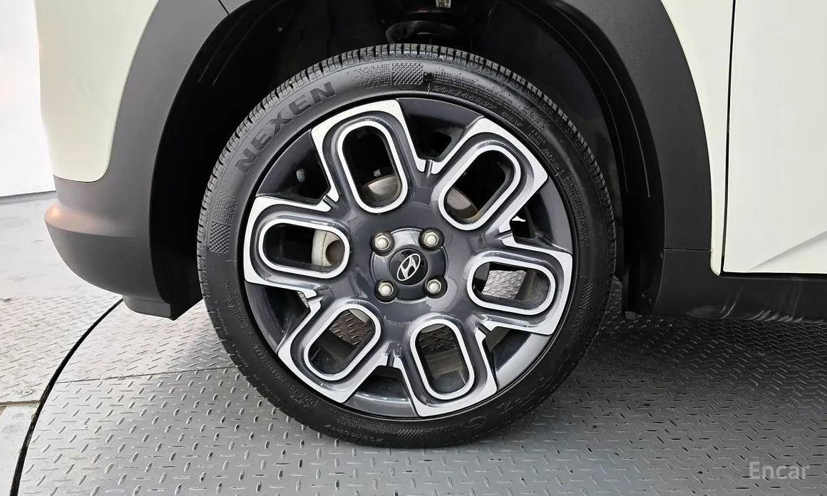 Photo 5 - Hyundai Casper
