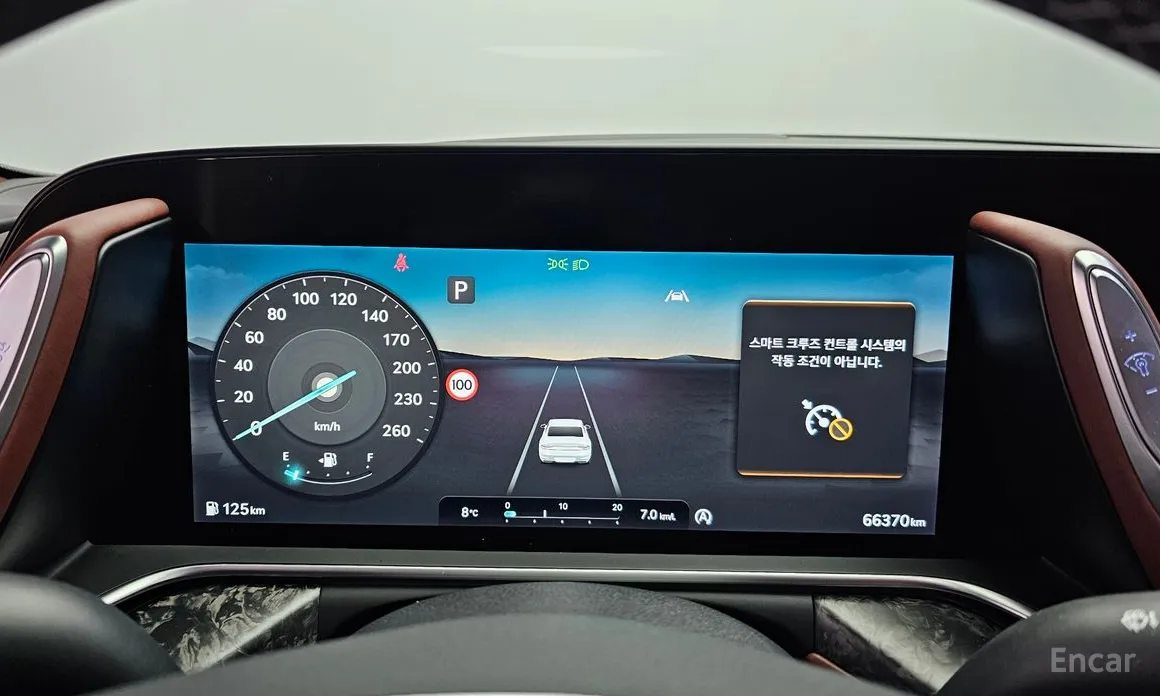 Фото 8 - Genesis G90