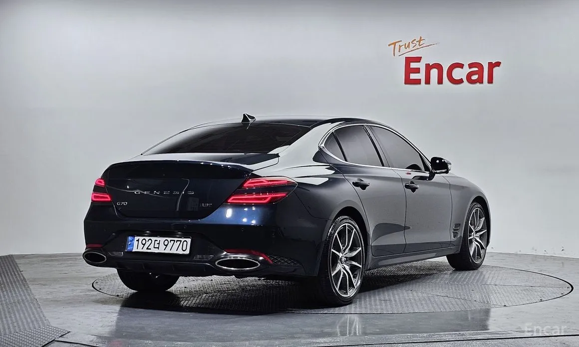 Genesis G70 2020 Gasoline 3.3T 2WD
