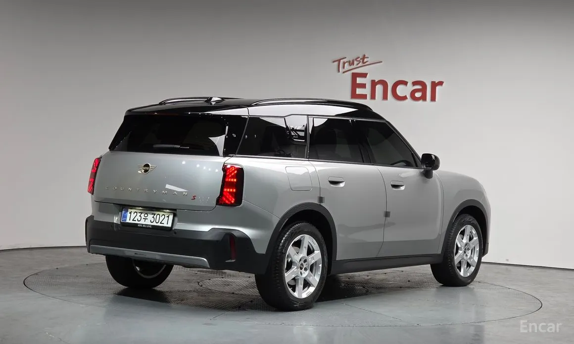 Фото 2 - Mini Countryman