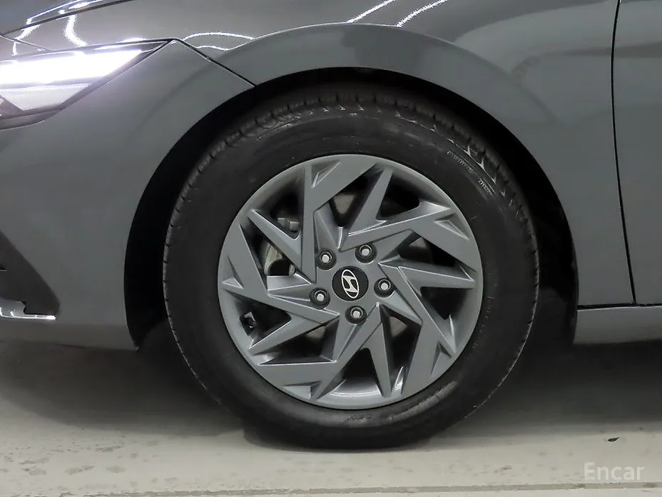 Hyundai Avante 2023 1.6