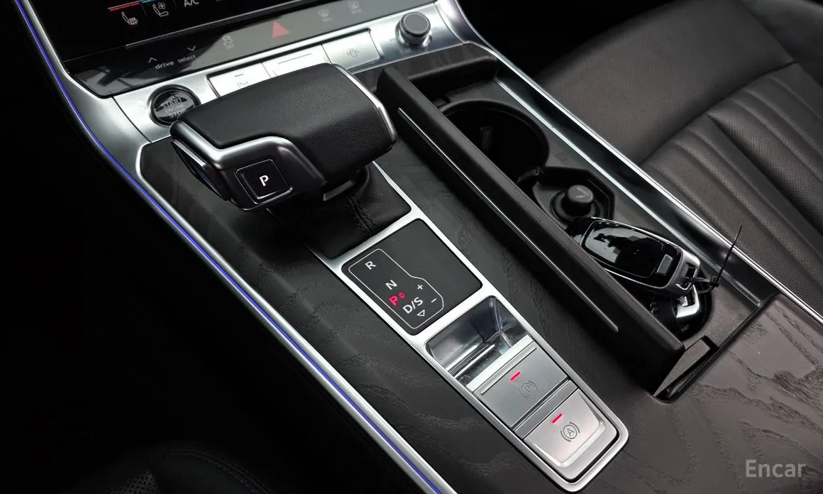 Фото 9 - Audi A6