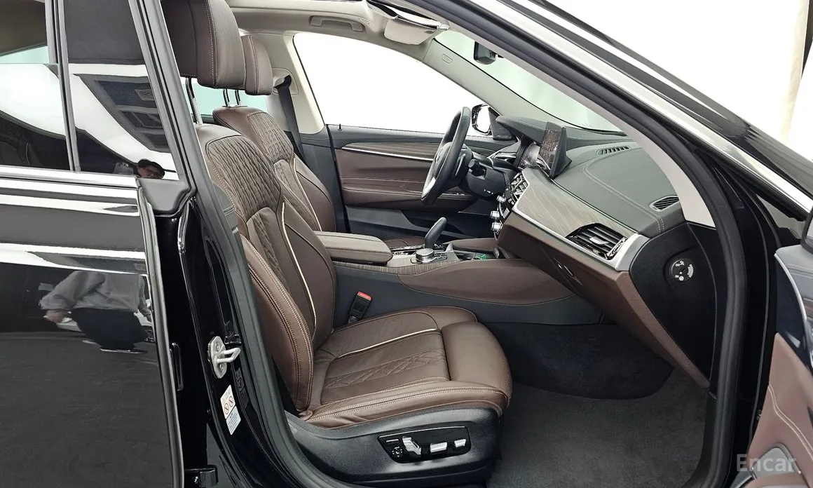 BMW Gran Turismo 2017 630i xDrive Luxury