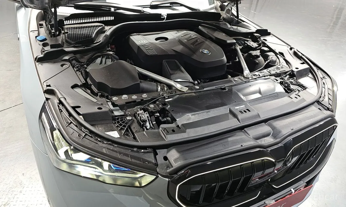 BMW 5 Series 2023 530i xDrive M Sport