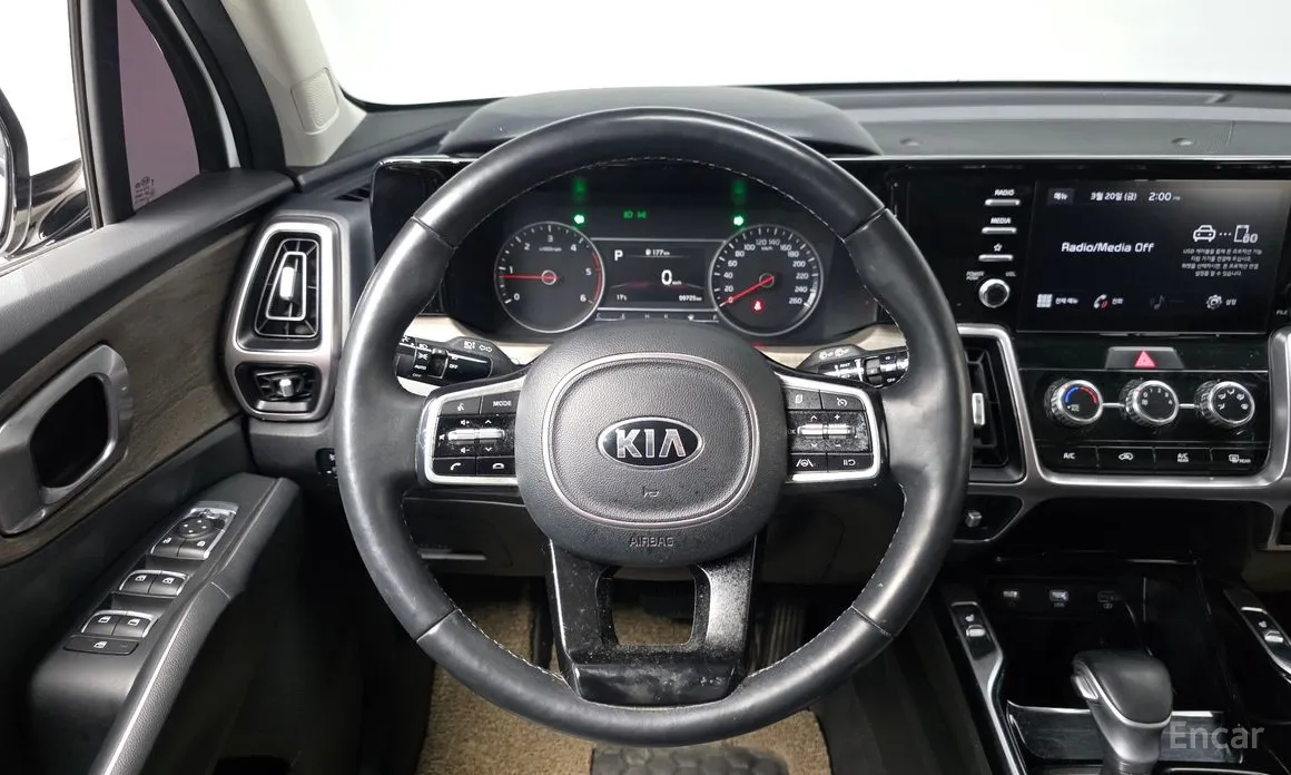 Photo 13 - Kia Sorento