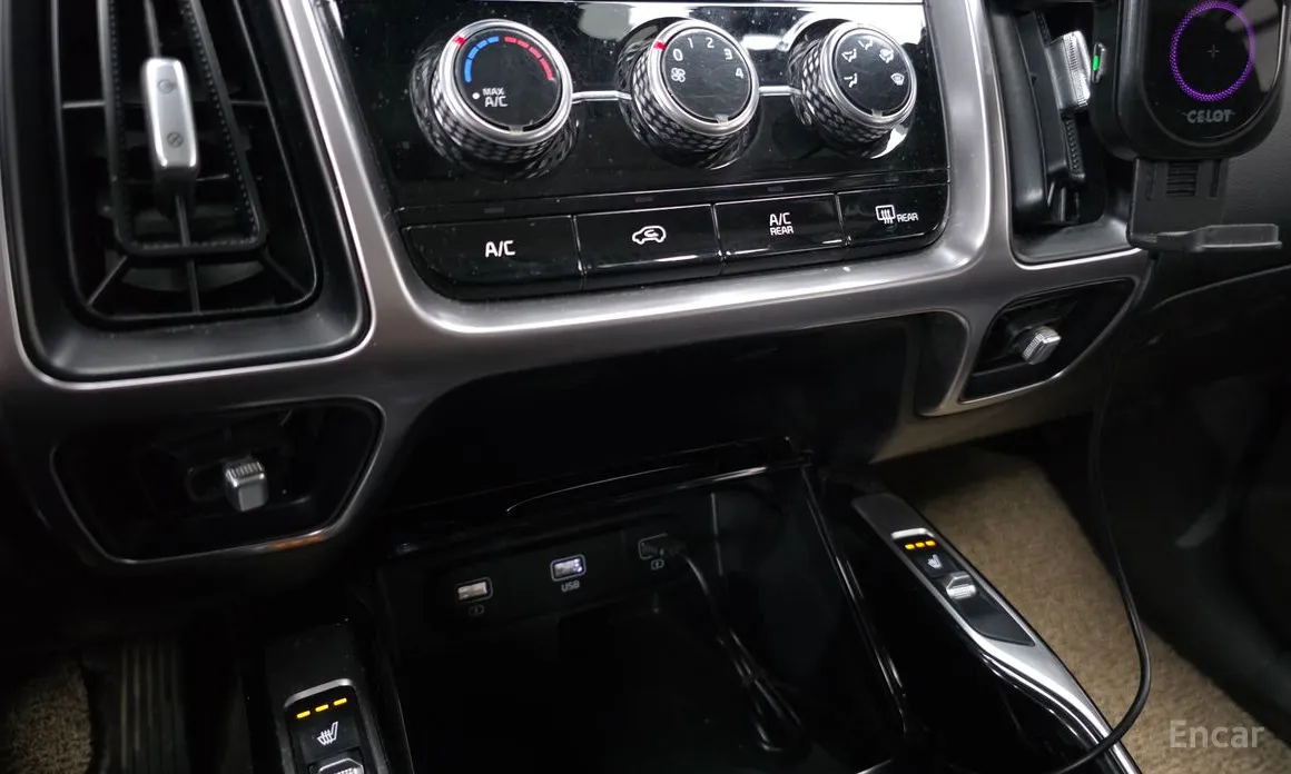 Photo 16 - Kia Sorento