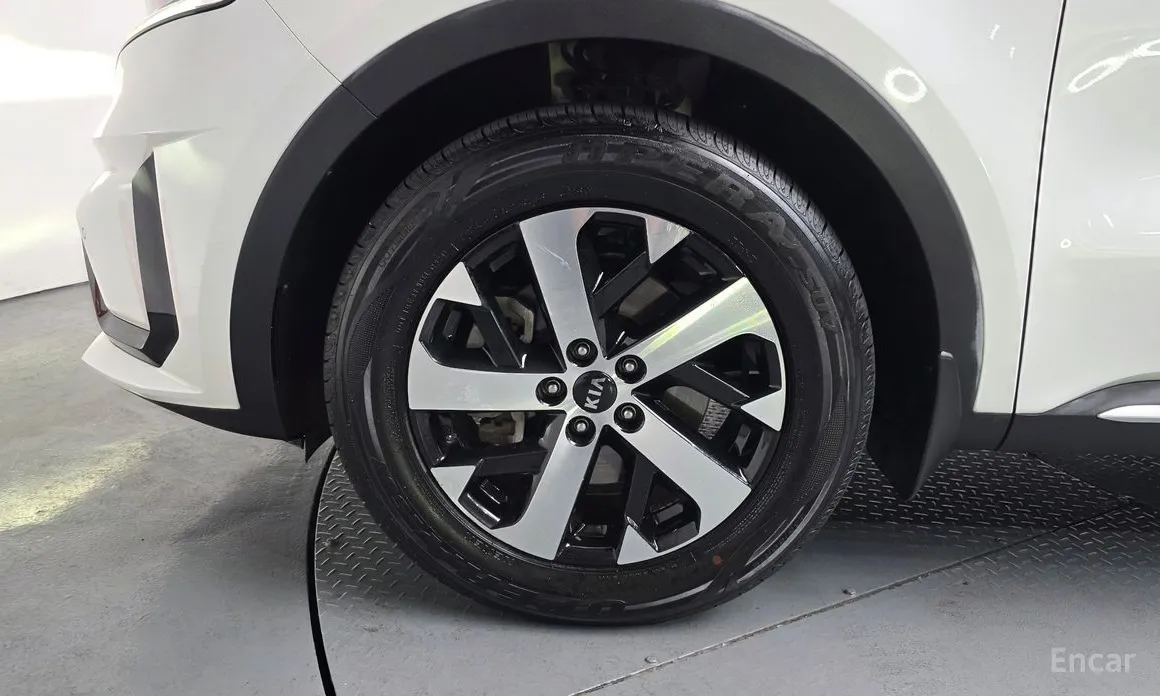 Photo 5 - Kia Sorento