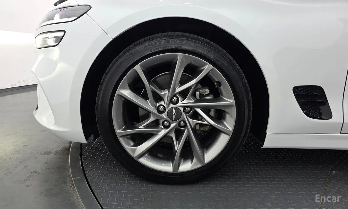 Genesis G70 2020 Gasoline 2.0T 2WD