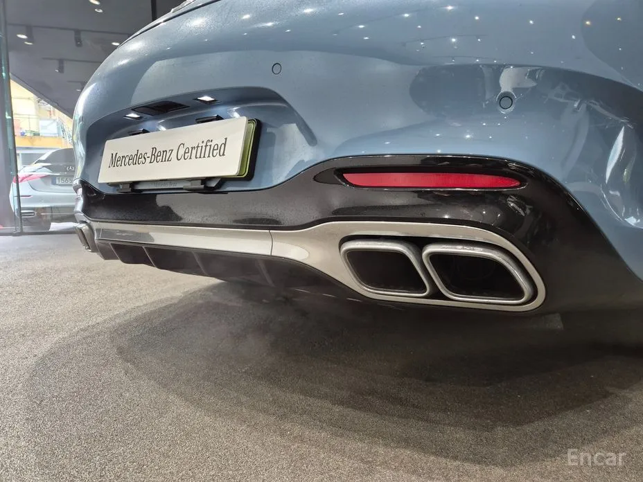Mercedes-Benz SL-Class 2023 AMG SL63 4MATIC+